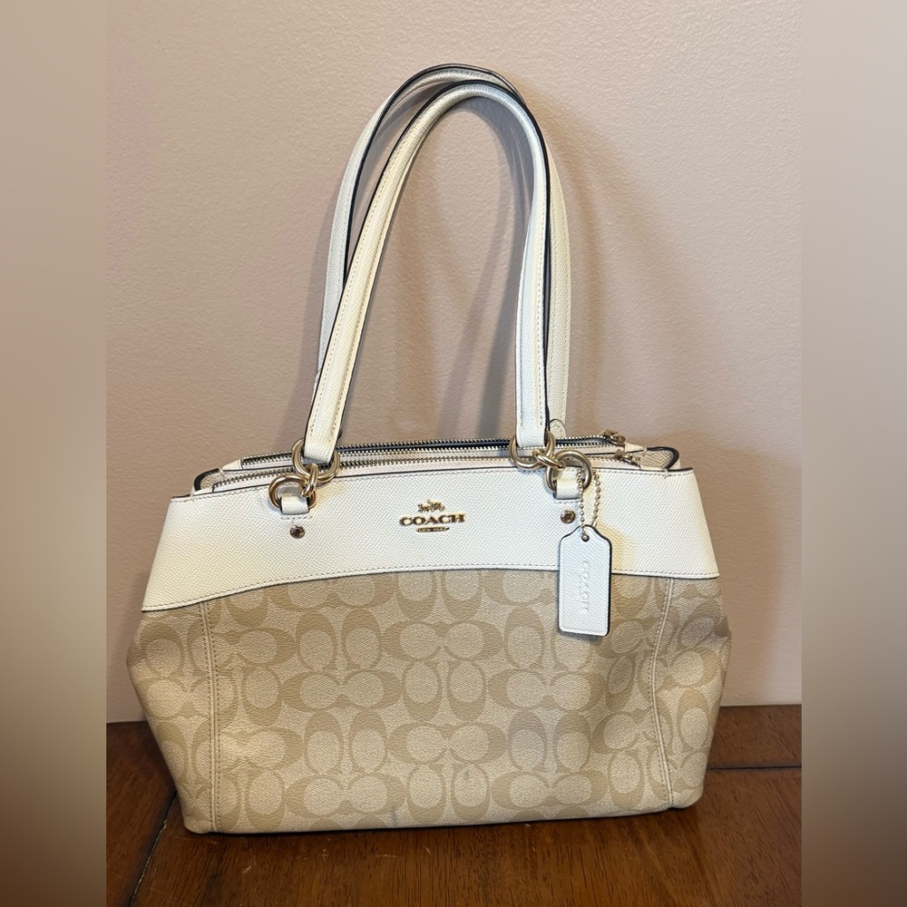 Coach Brooke Carryall - Like New - Picture 3 of 15
